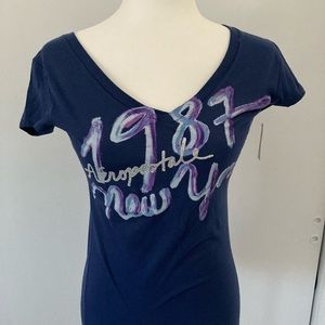 Aeropostale t shirt size M